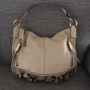 Makowsky shoulder bag